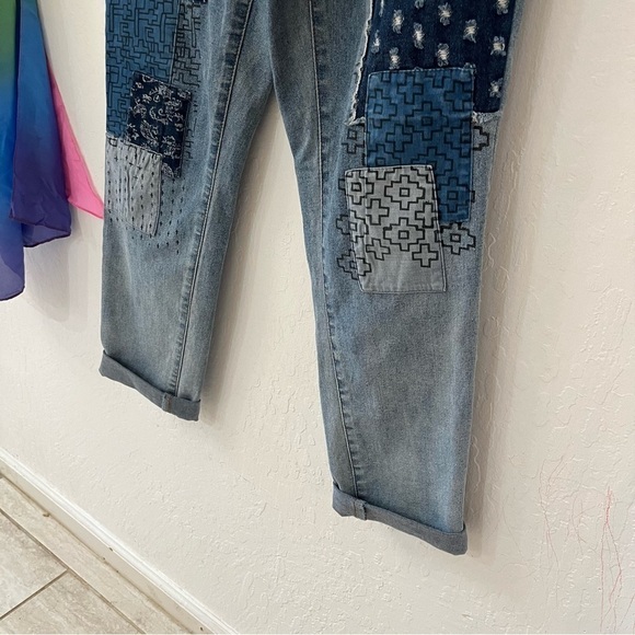 Anthropologie Juliette Patchwork Quilted Boyfriend Distressed Mid Rise Jeans 8 - Picture 14 of 15